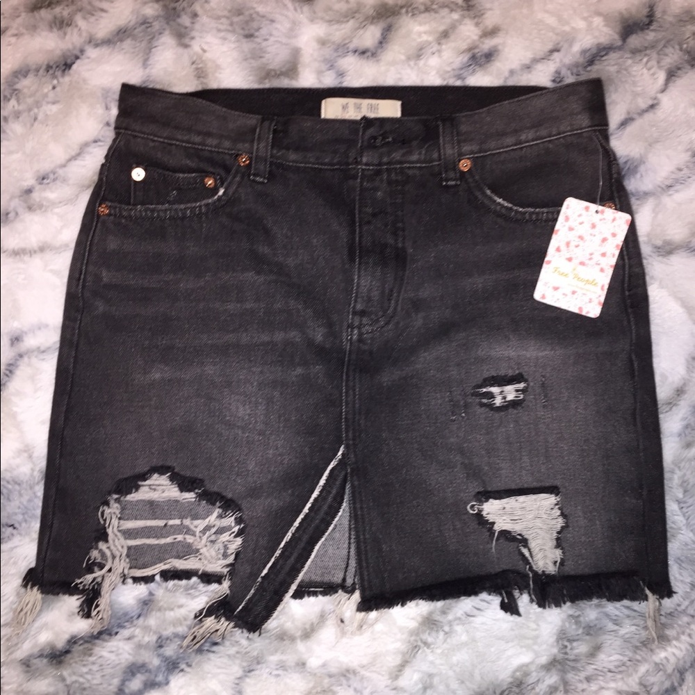 Free People NWT black distressed denim mini sz 25